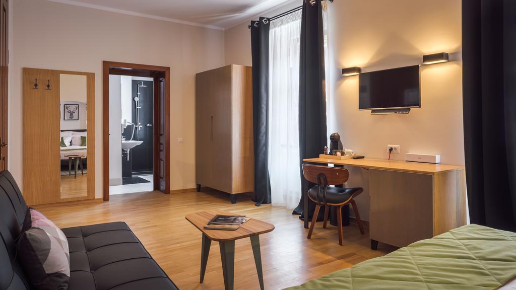 Antler Boutique 3*